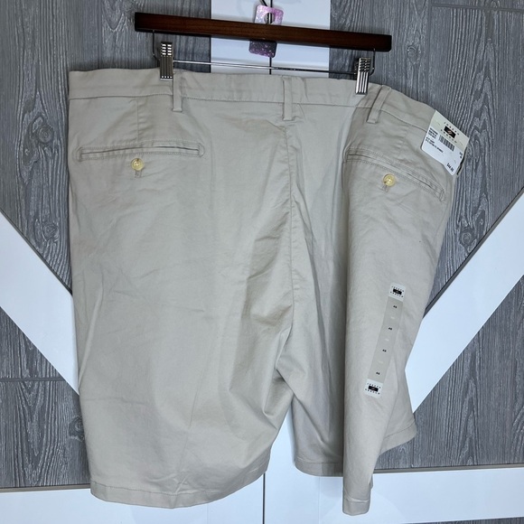 206. NWT Jos. A. Bank Flat Front Stretch Twill Shorts waist 46 - Picture 7 of 7